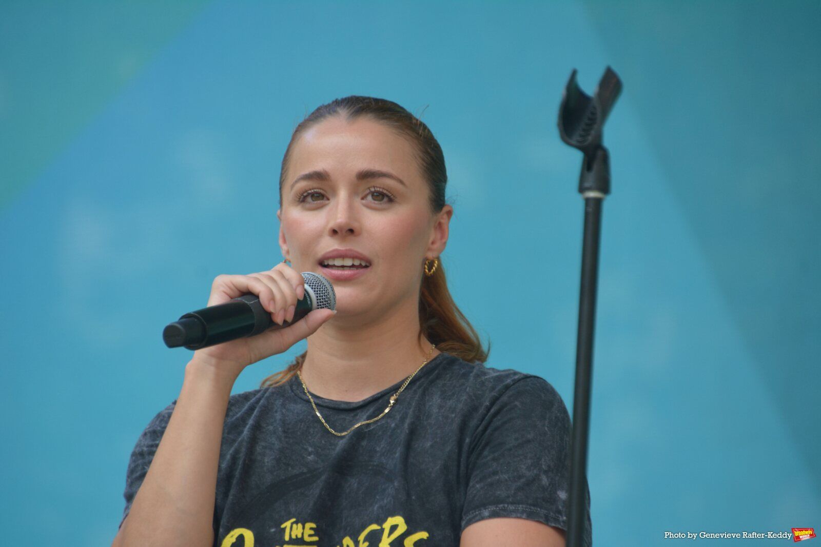 Photos: MJ, THE OUTSIDERS & More Perform at Broadway in Bryant Park Image