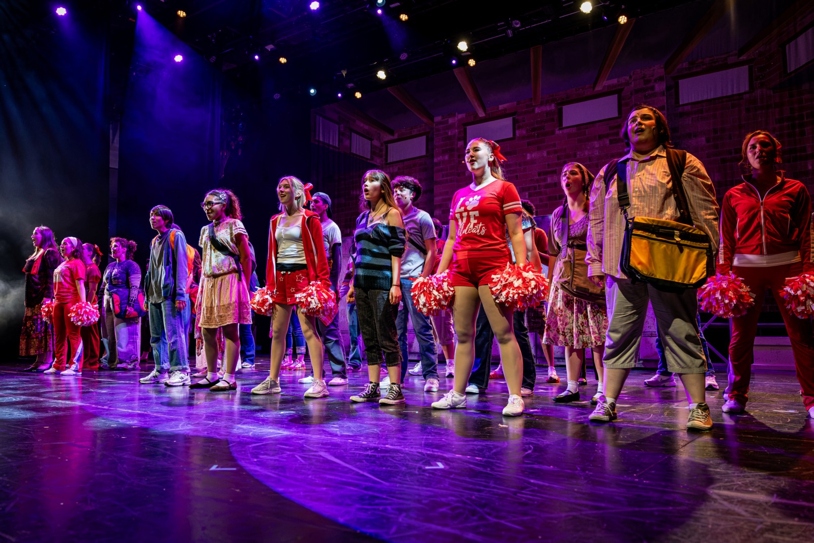 Photos: HIGH SCHOOL MUSICAL At Schaumburg Summer Theatre — photo 3 of 20