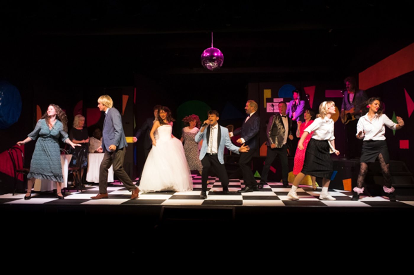 Photos: First look at Little Theatre Off Broadway’s The Wedding Singer Image