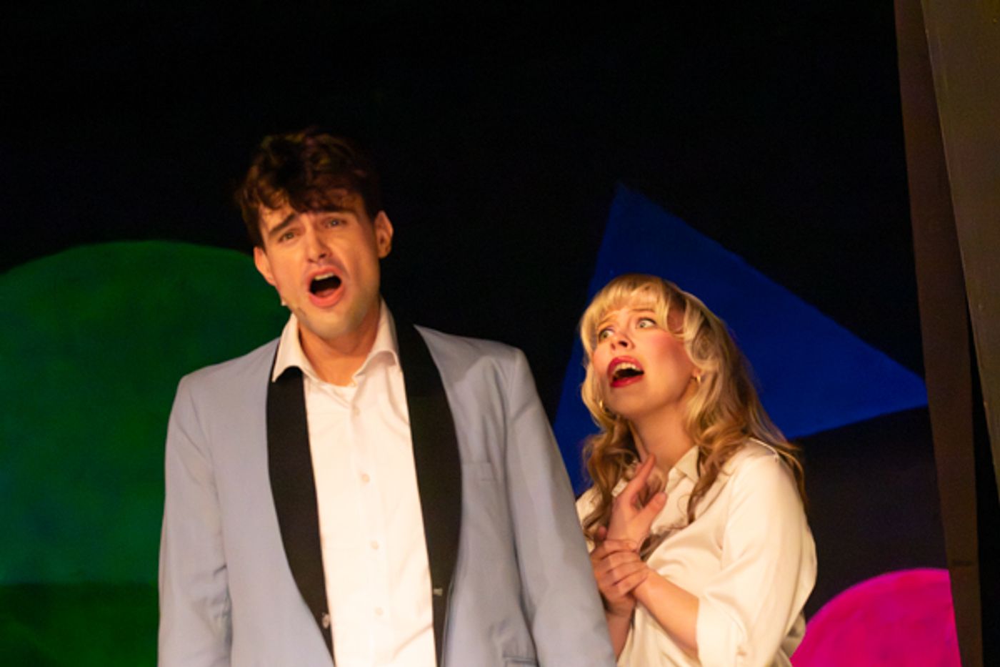 Photos: First look at Little Theatre Off Broadway’s The Wedding Singer Image