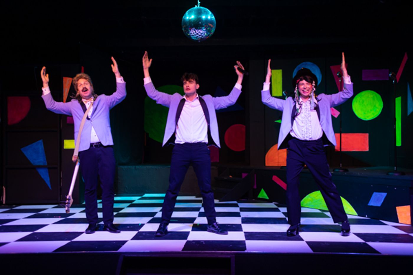Photos: First look at Little Theatre Off Broadway’s The Wedding Singer Image