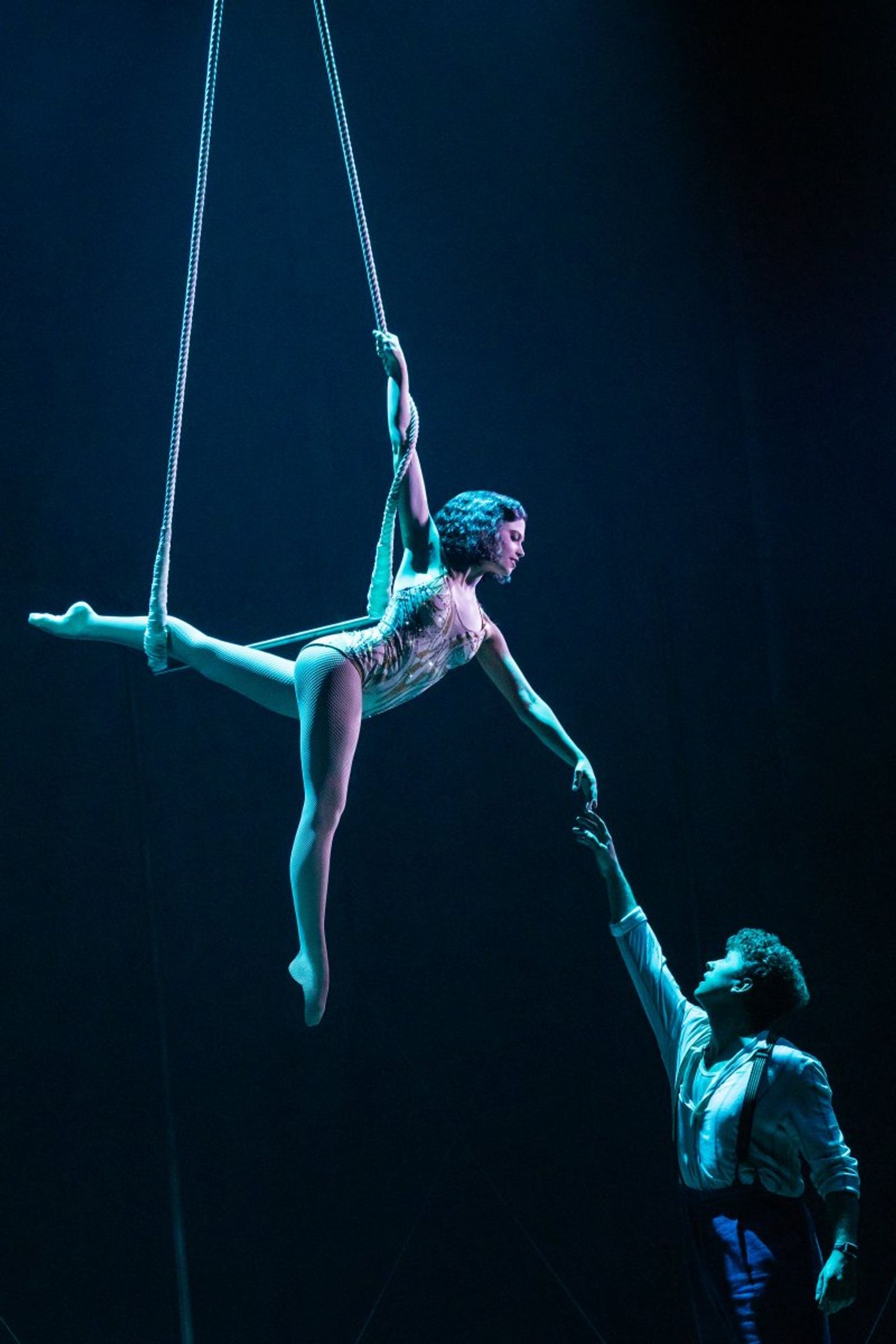 Interview: From San Diego to the National Tour: Javier Garcia on Water for Elephants Image