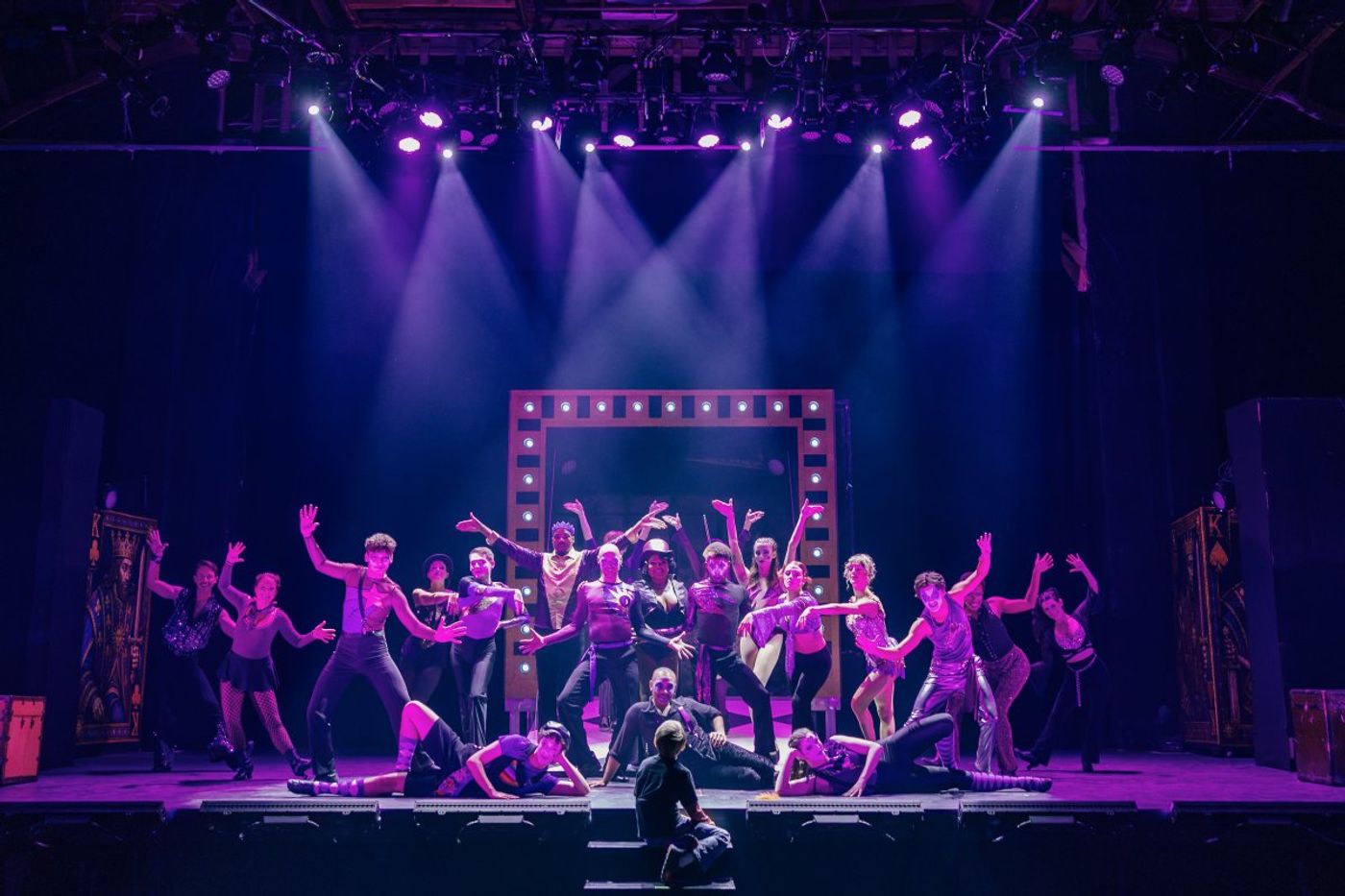 Review: PIPPIN at Short North Stage Image