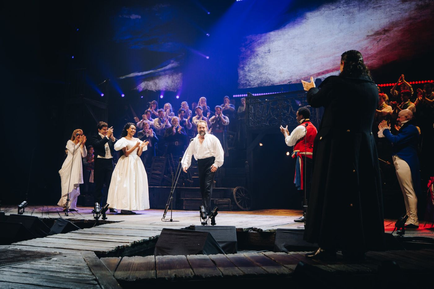 Photos: LES MISÉRABLES Wraps 2-Year Arena Tour, Welcoming 1.3 Million Fans in 34 Cities Image