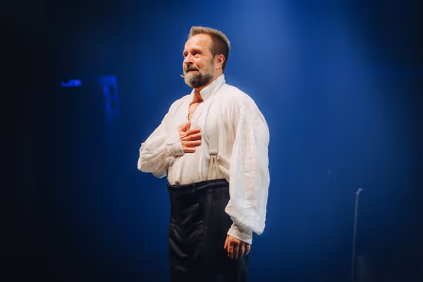 Alfie Boe Photo