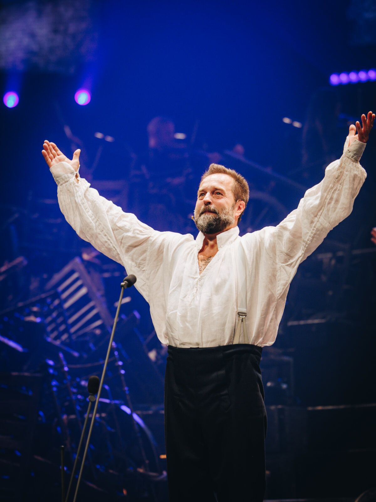 Alfie Boe at Photos: LES MISÉRABLES Wraps 2-Year Arena Tour, Welcoming 1.3 Million Fans in 34 Cities