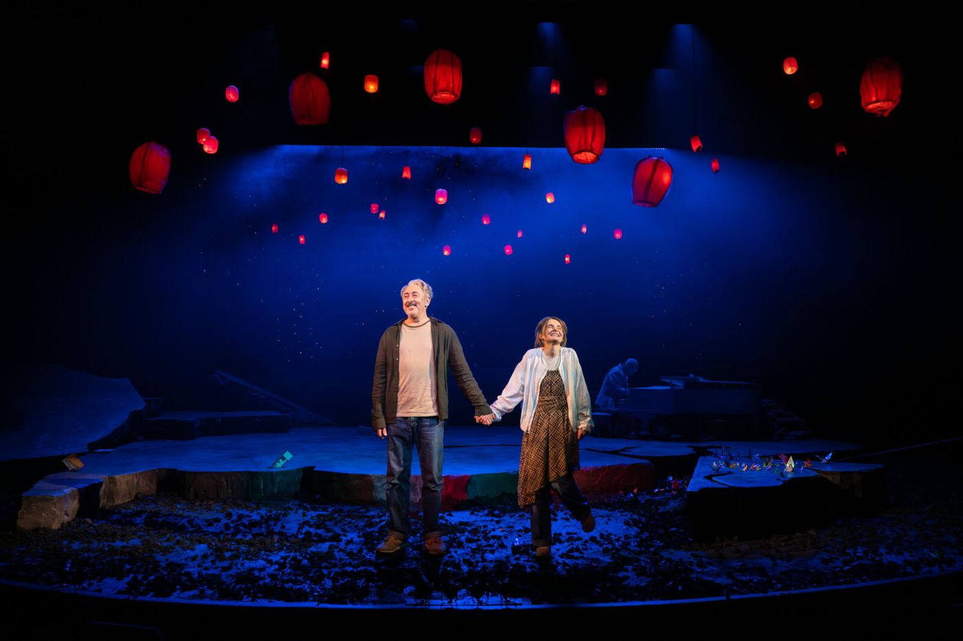 Photos: Alan Cumming and Shirley Henderson in A HISTORY OF PAPER at Pitlochry Festival Theatre Image