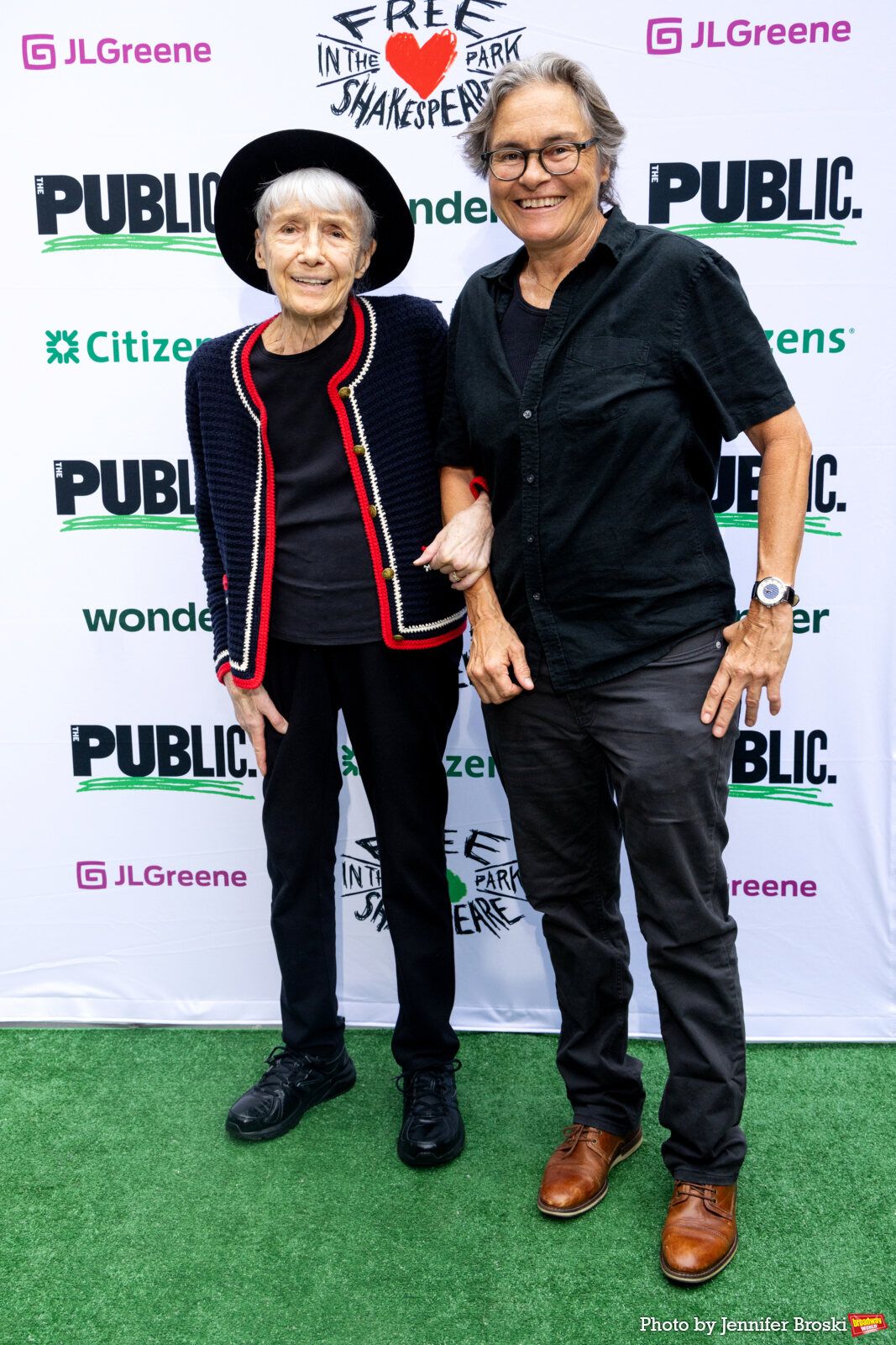 Photos: On the Opening Night Red Carpet For THE WINTER'S TALE — photo 1 of 61
