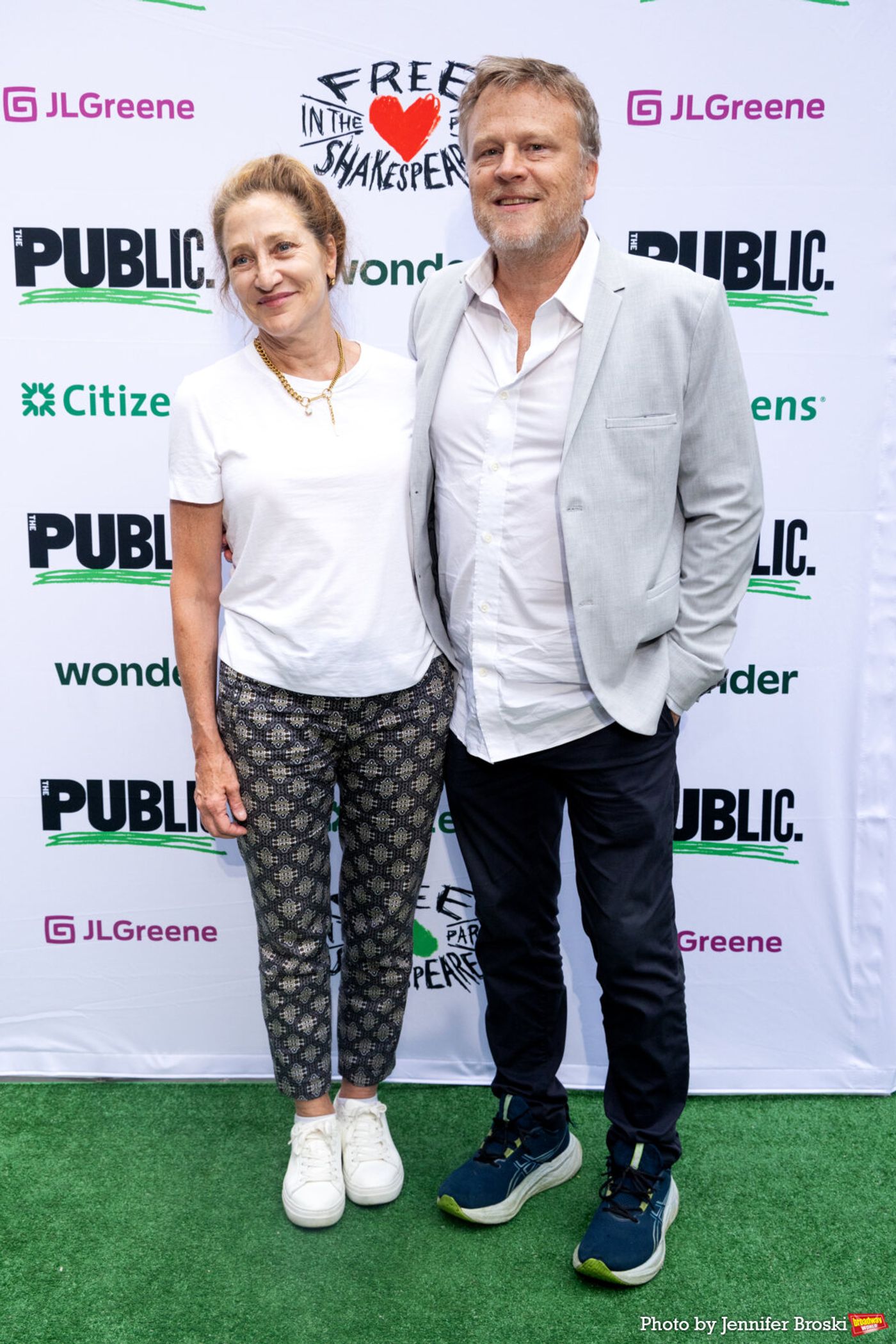 Photos: On the Opening Night Red Carpet For THE WINTER'S TALE Image