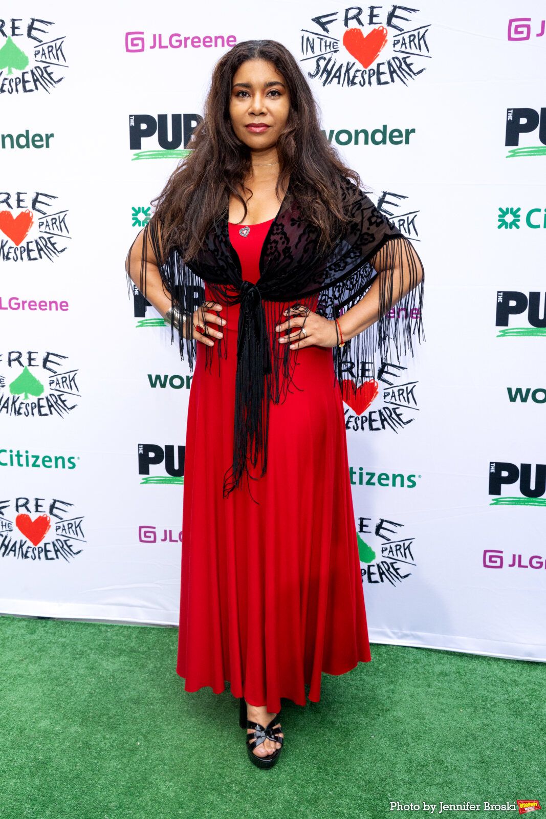 Photos: On the Opening Night Red Carpet For THE WINTER'S TALE — photo 14 of 61