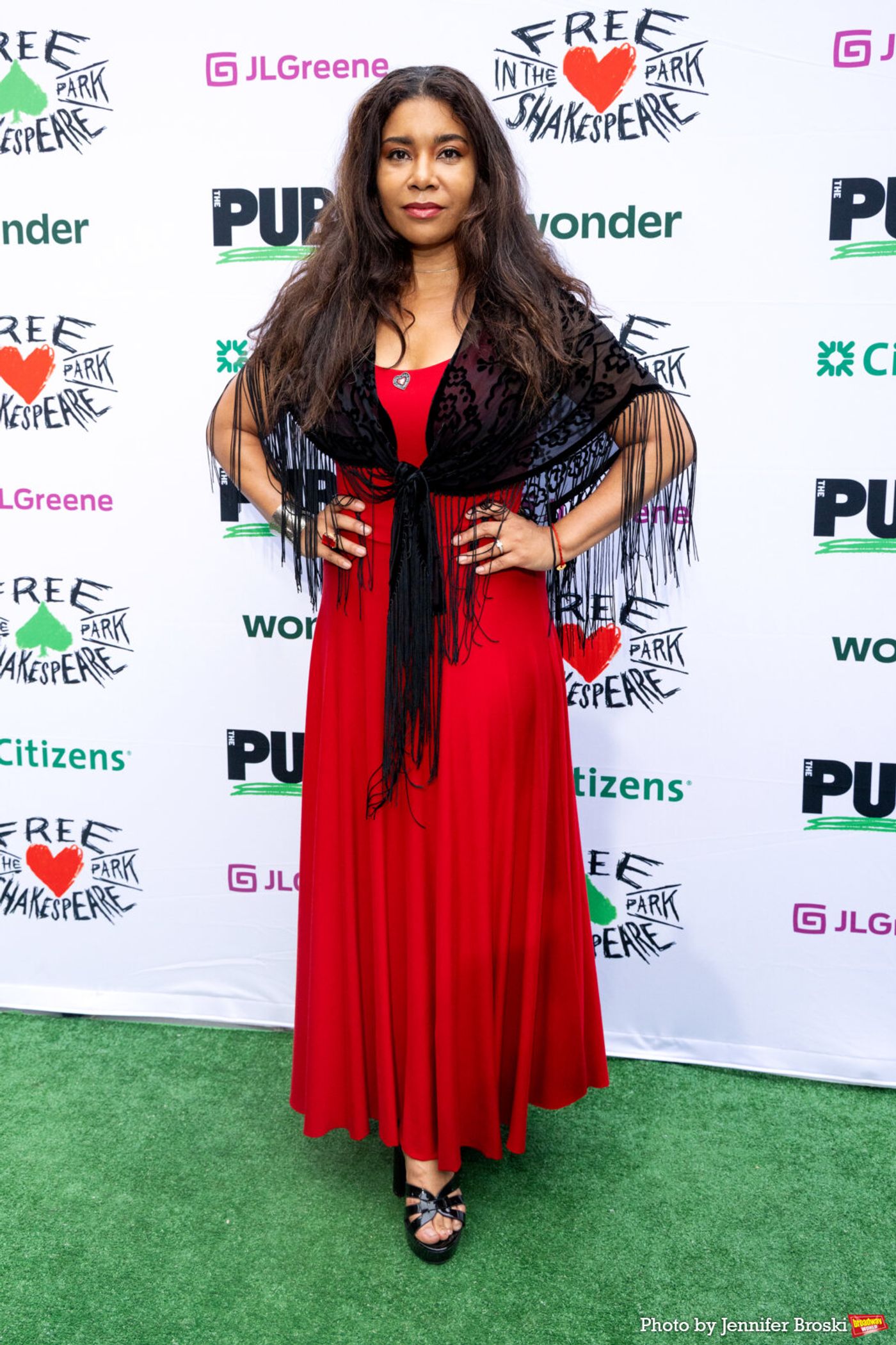 Photos: On the Opening Night Red Carpet For THE WINTER'S TALE Image