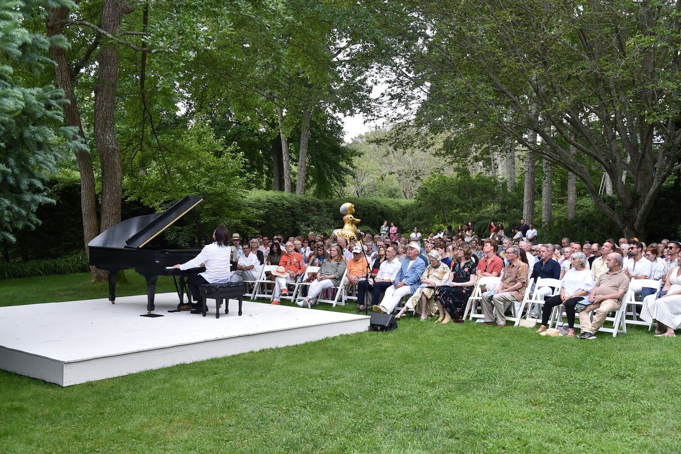 Photos: Llewellyn Sánchez-Werner Performs at LongHouse Reserve in Honor of Jack Lenor Larsen Image