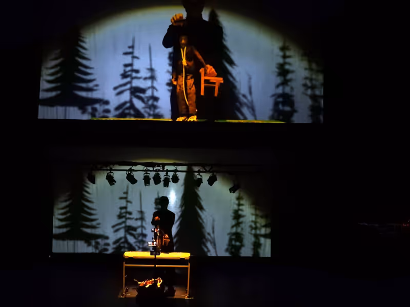 Crítica: DJANGO CON LA SOGA AL CUELLO at Teatro Del Bosque Julio Castillo Image