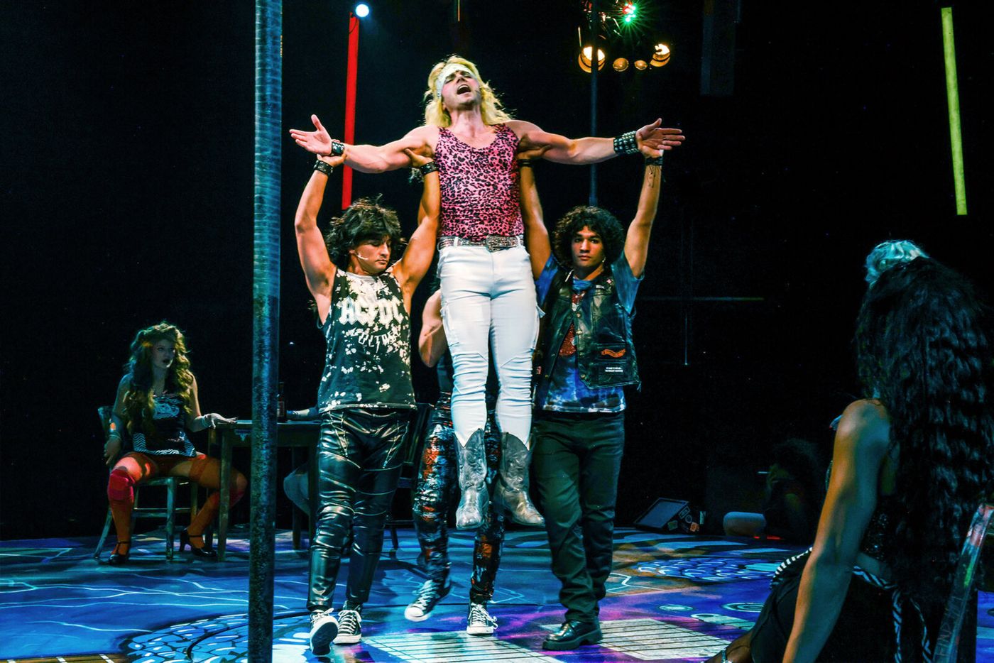 Photos: ROCK OF AGES At North Shore Music Theatre Image