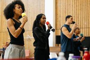 Tee Arnold, Linseigh Green, Roland Royal III and Arianne Carless @ BroadwayWorld Tee Arnold, Linseigh Green, Roland Royal III and Arianne Carless Photo