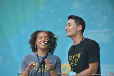 Traci Elaine Lee and Brandon J. Large Photo