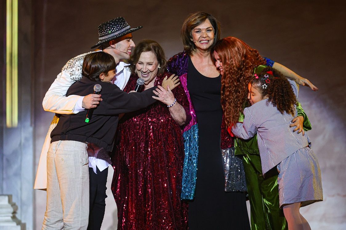 MEU FILHO É UM MUSICAL Brings the Life and Legacy of Beloved Brazilian Comedian Paulo Gustavo to the Stage Image