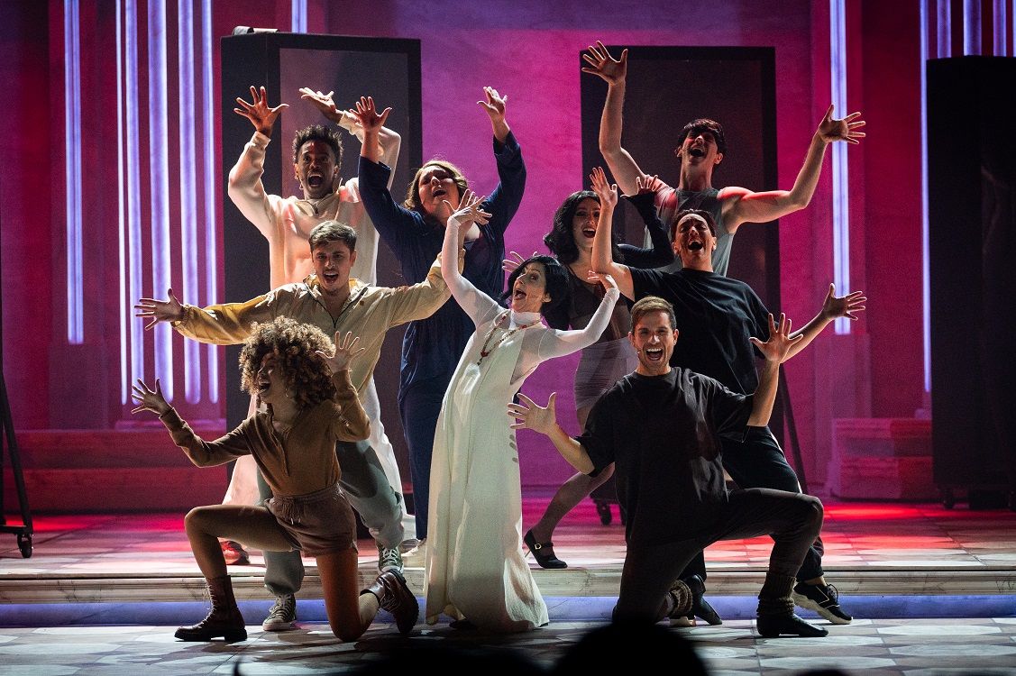 MEU FILHO É UM MUSICAL Brings the Life and Legacy of Beloved Brazilian Comedian Paulo Gustavo to the Stage Image