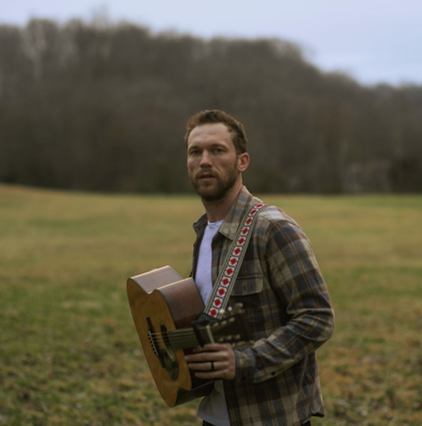 Photos: Phillip Phillips Releases New Single REMEMBER ME Ahead of Fall Tour Image