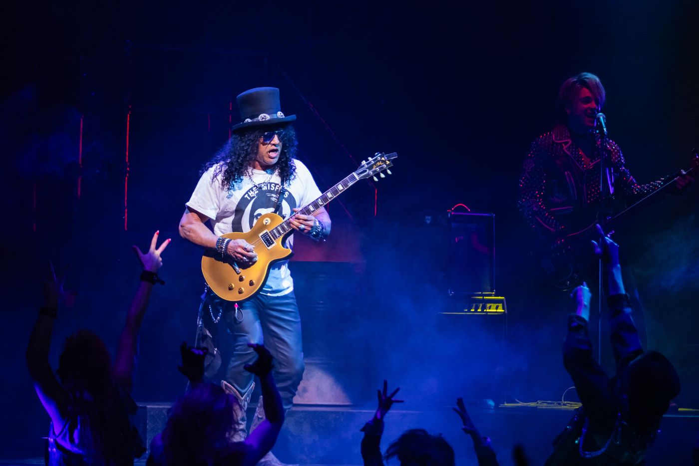 Photos: Slash Makes Broadway Debut in THE LOST BOYS Image