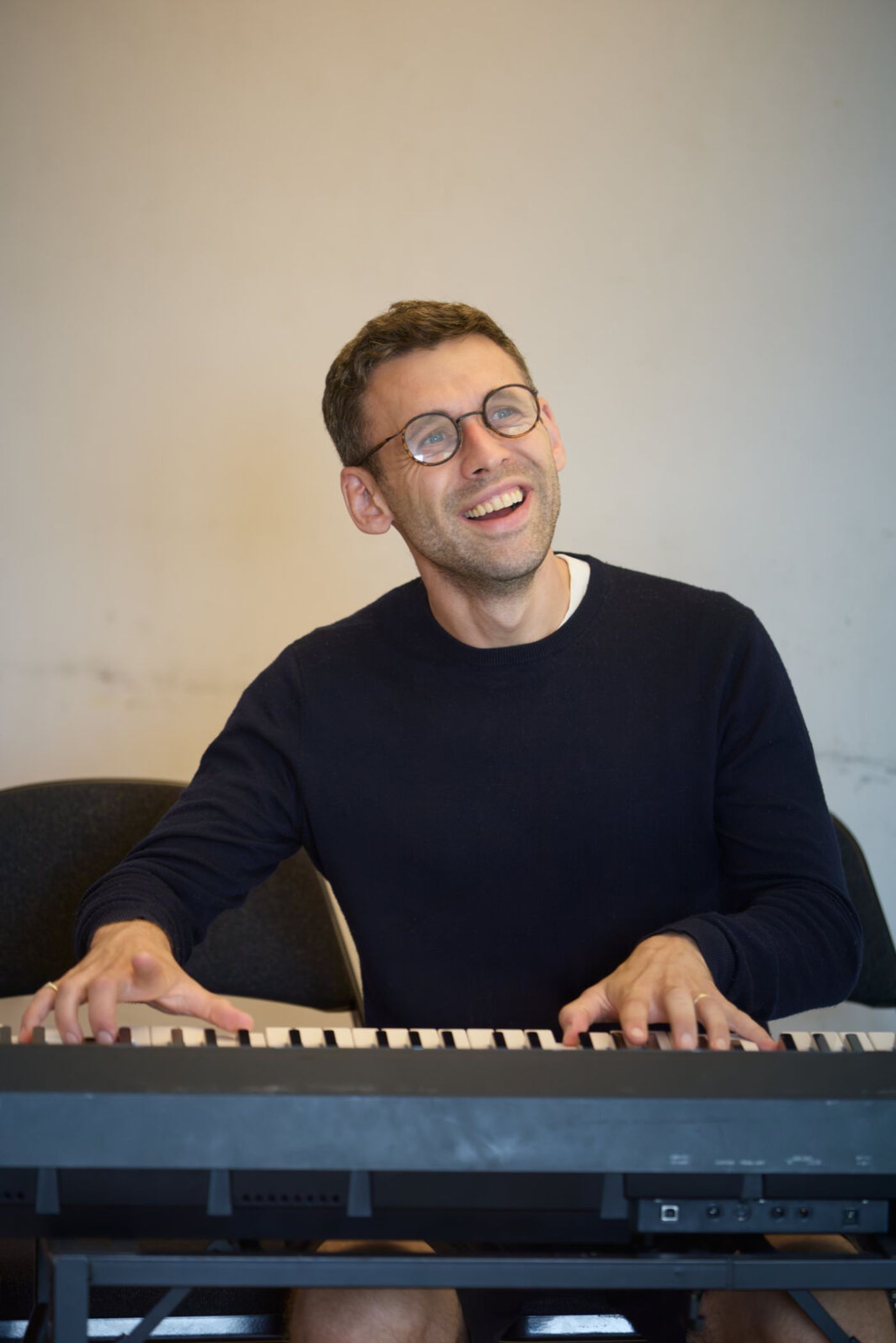 Photos: First Look at Benjamin O'Mahony and More in Rehearsals for HOLY FOOL Image