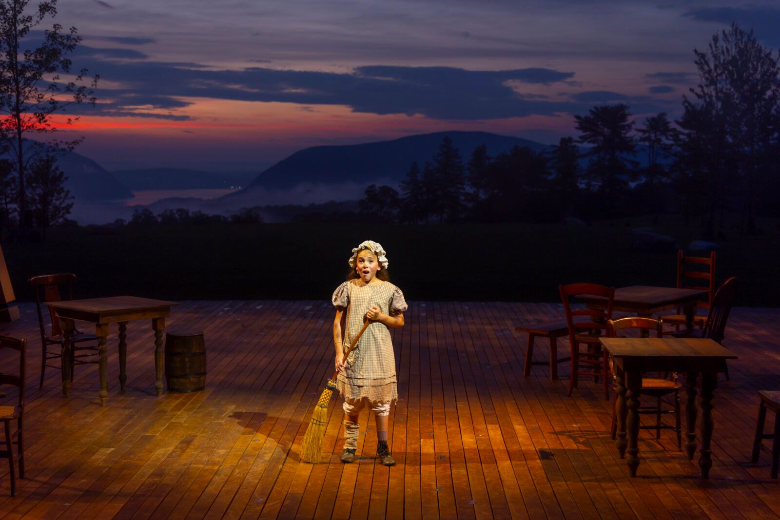 Photos: First Look at Josh Young, Denis Lambert and More in LES MISÉRABLES at Hudson Valley Shakespeare — photo 5 of 15