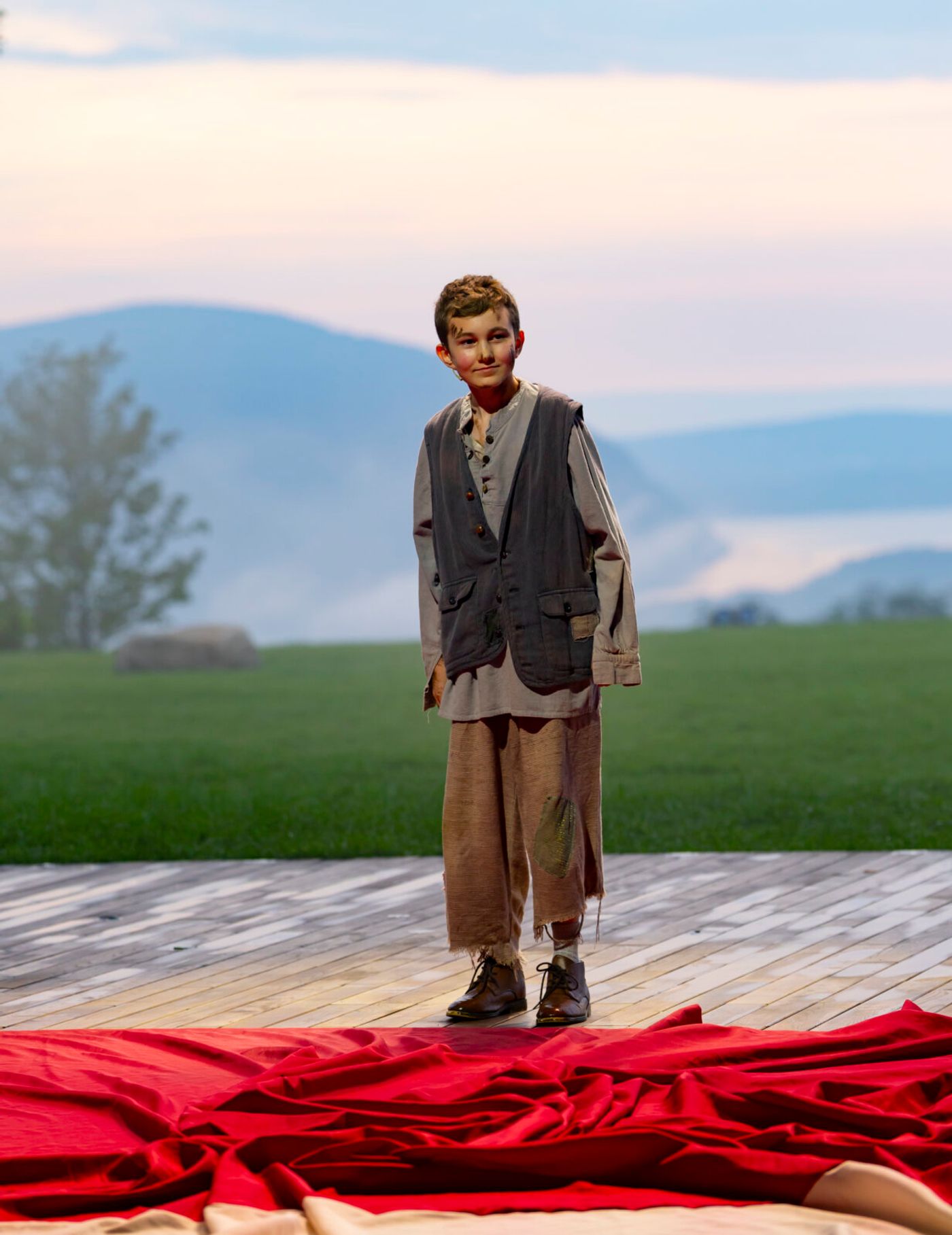 Photos: First Look at Josh Young, Denis Lambert and More in LES MISÉRABLES at Hudson Valley Shakespeare Image