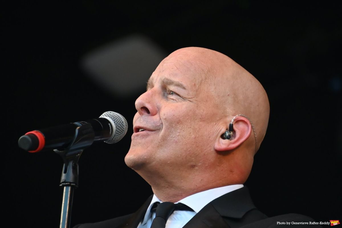 Christian Hoff at Photos: The Midtown Men Return to the Harry Chapin Theatre