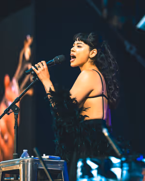 Eva Noblezada @ BroadwayWorld Eva Noblezada Photo