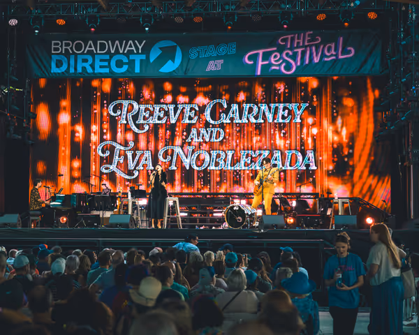 Eva Noblezada, Reeve Carney Photo