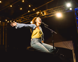 Solea Pfeiffer @ BroadwayWorld Solea Pfeiffer Photo