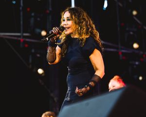 Daphne Rubin-Vega @ BroadwayWorld Daphne Rubin-Vega Photo