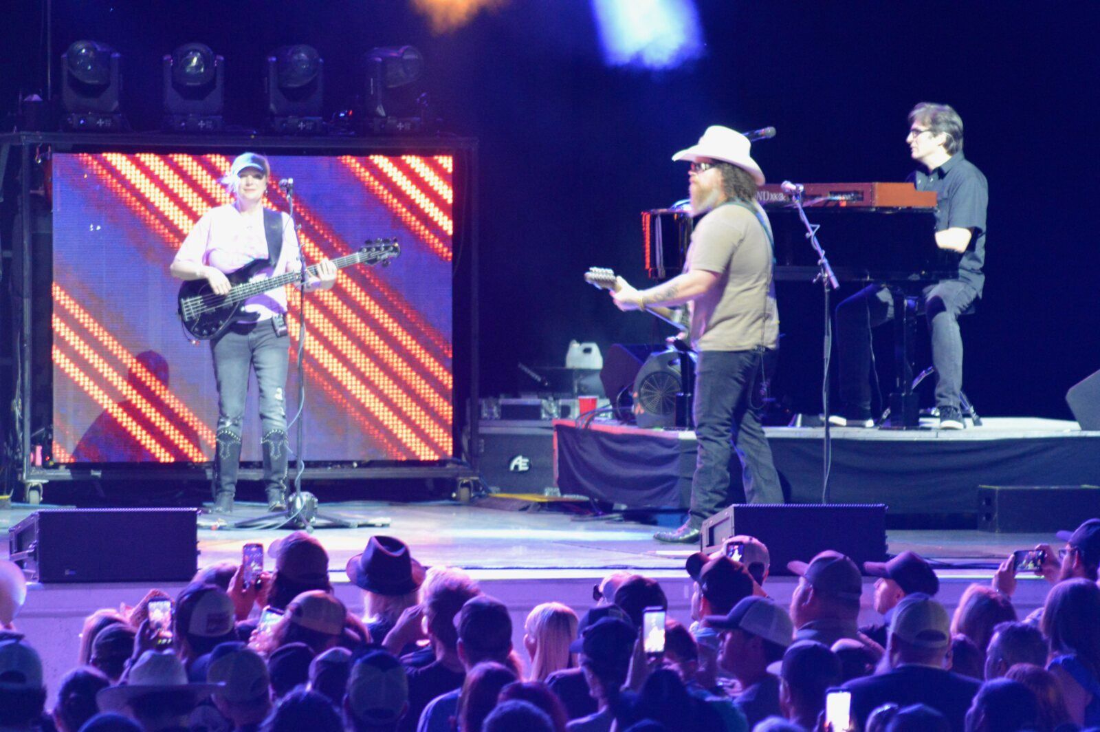 Photo Review: Hank Williams, Jr. Image