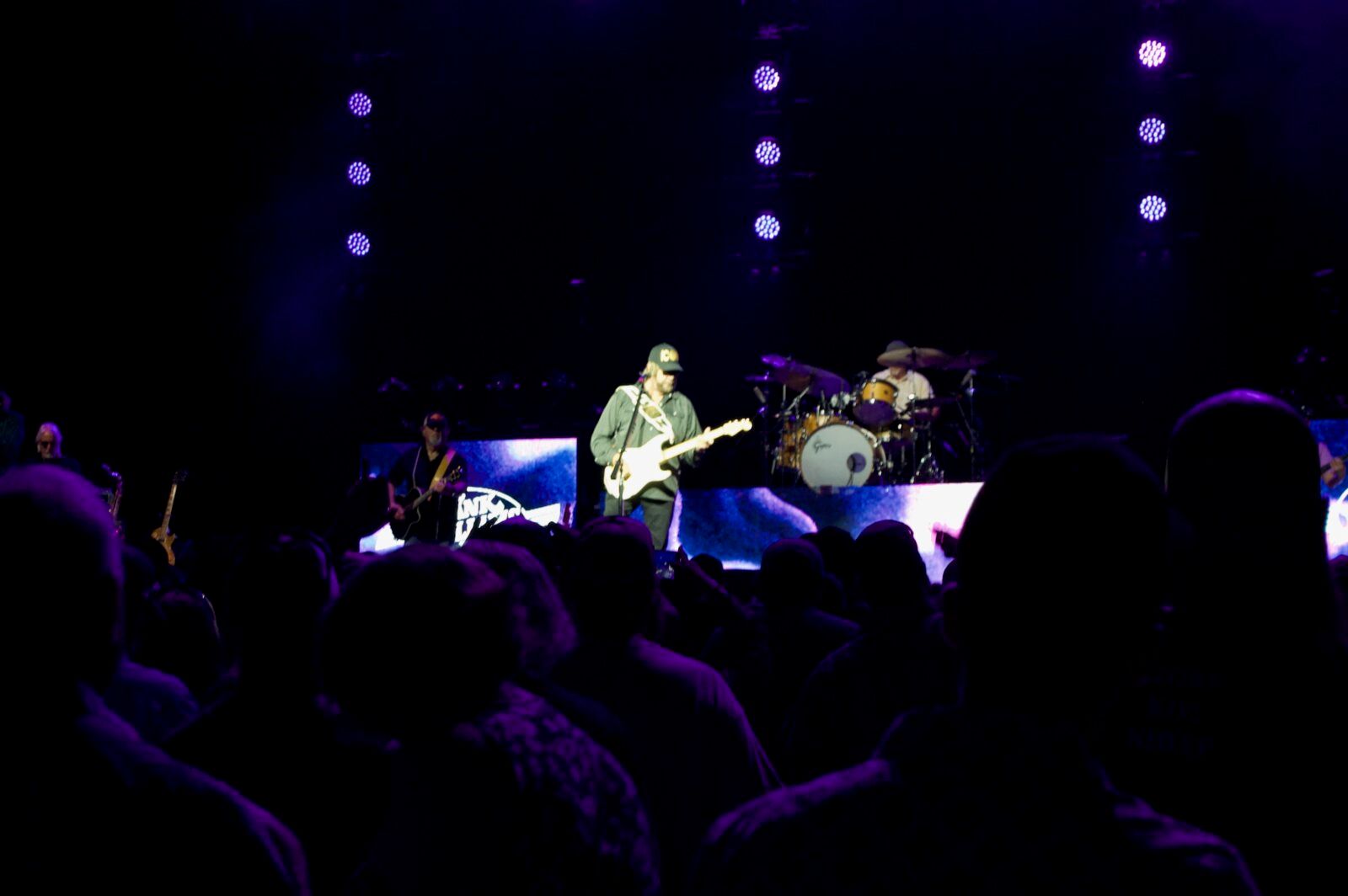 Photo Review: Hank Williams, Jr. Image