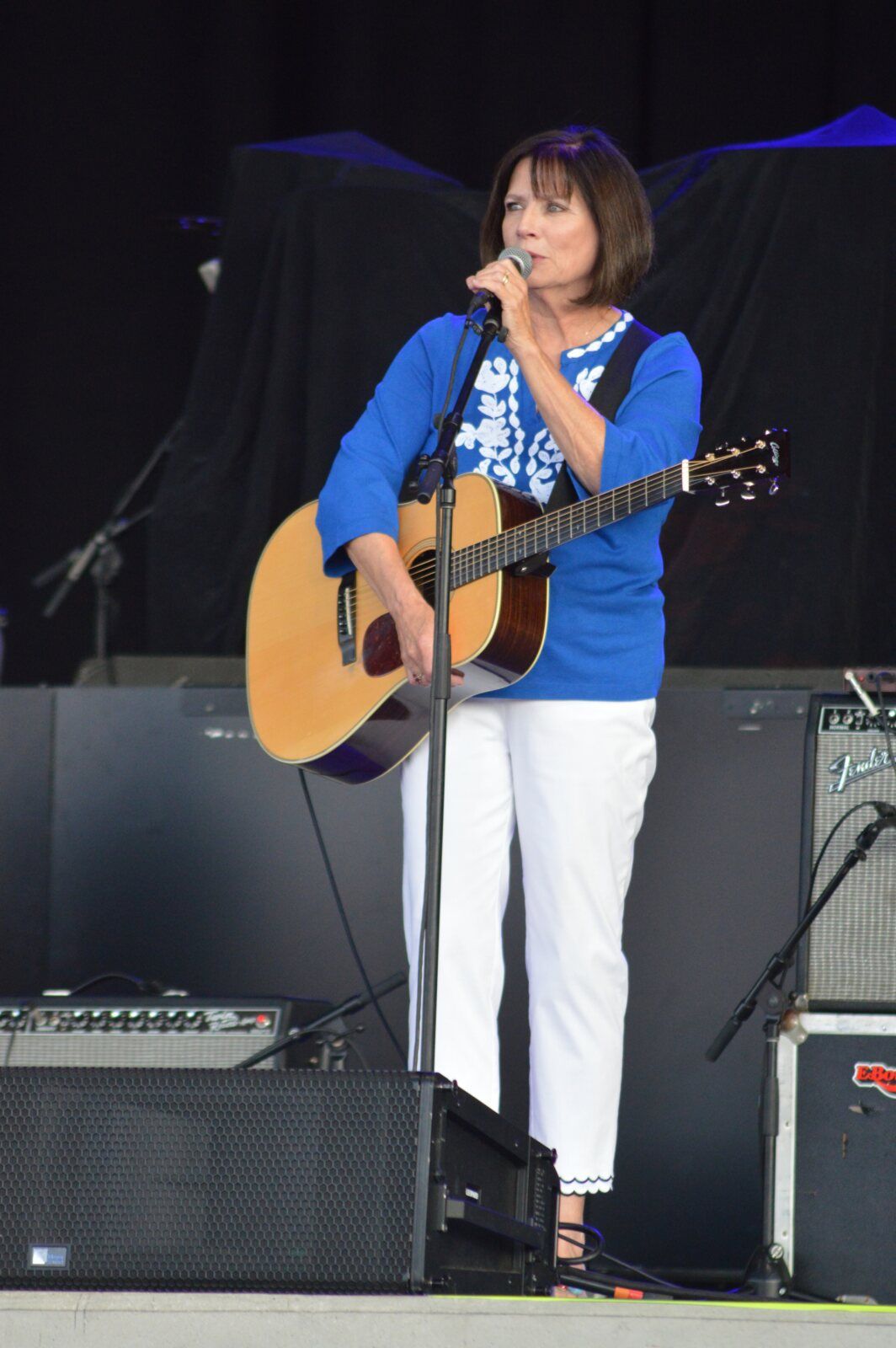 Photo Review: Mary Kutter and Junior Brown, Special Guest for Hank Williams, Jr. Image
