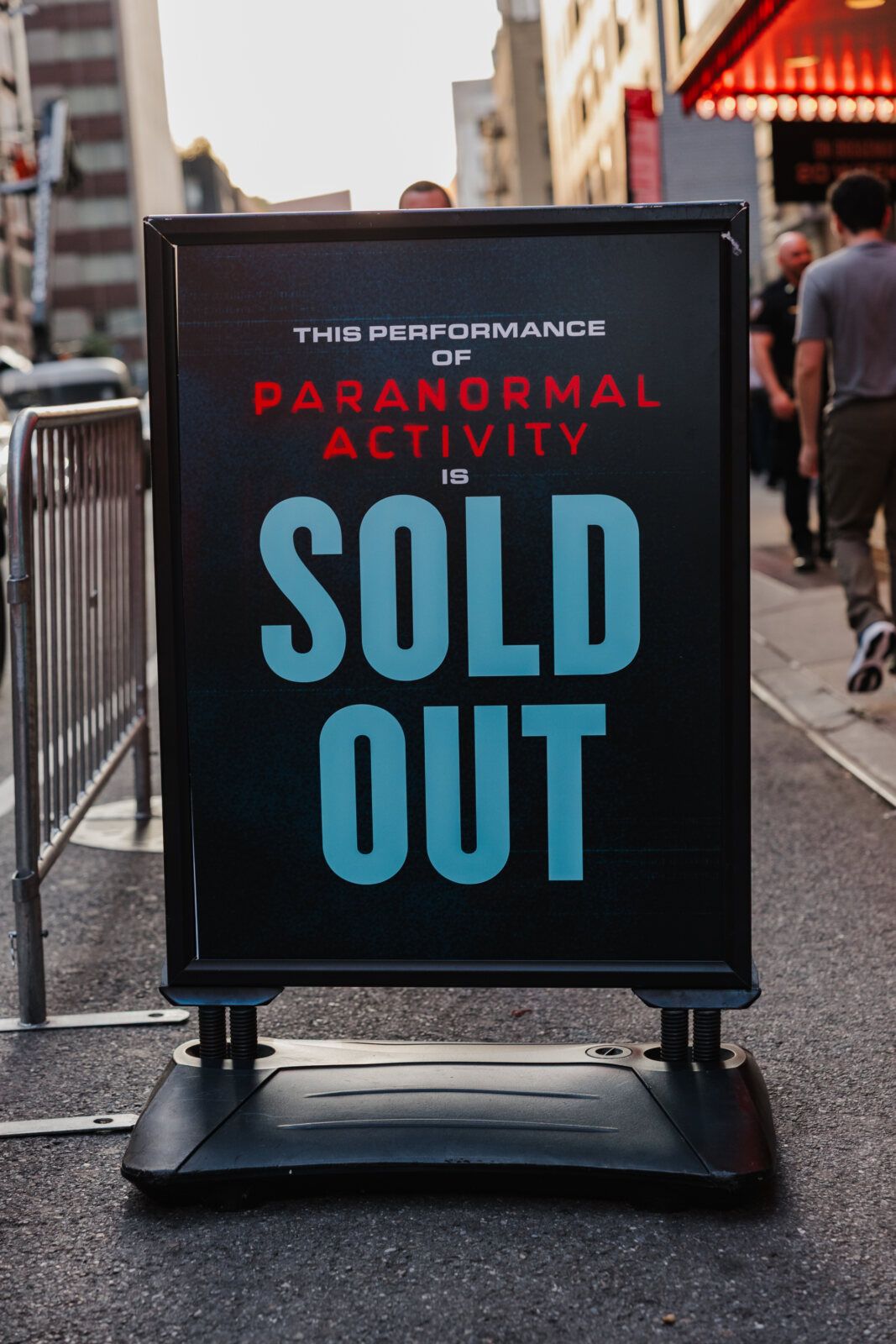 Photos/Video: Go Inside the First Preview for PARANORMAL ACTIVITY on Broadway — photo 2 of 15