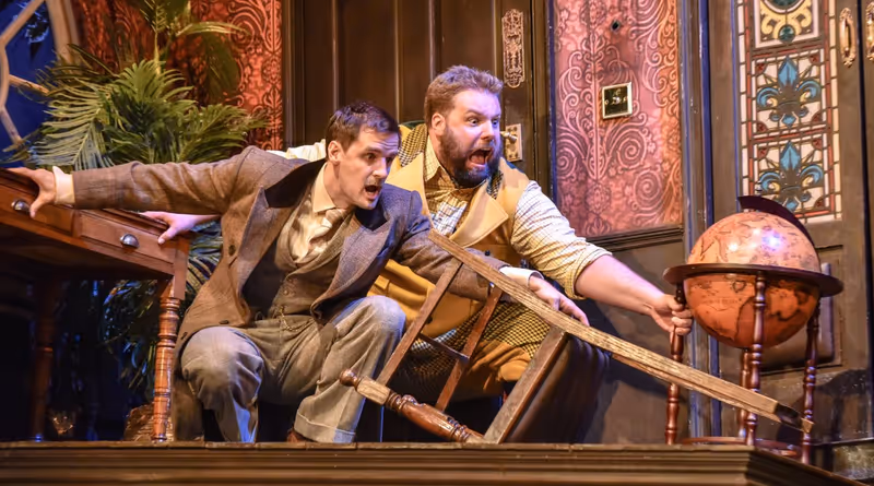THE PLAY THAT GOES WRONG Makes Its Philippine Premiere Image