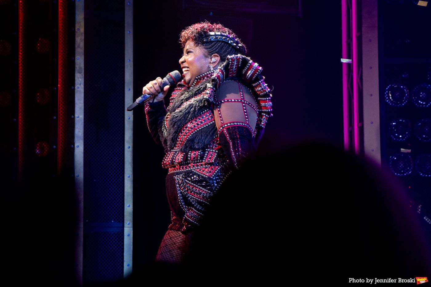 Photos: SIX Welcomes New Queens Chloe Tucker Caine, Natalie Paris, Aimie Atkinson & Stephanie Jae Park Image