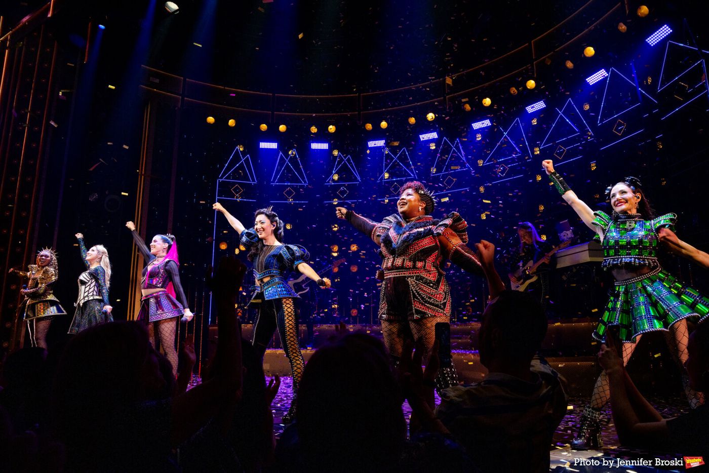 Photos: SIX Welcomes New Queens Chloe Tucker Caine, Natalie Paris, Aimie Atkinson & Stephanie Jae Park Image