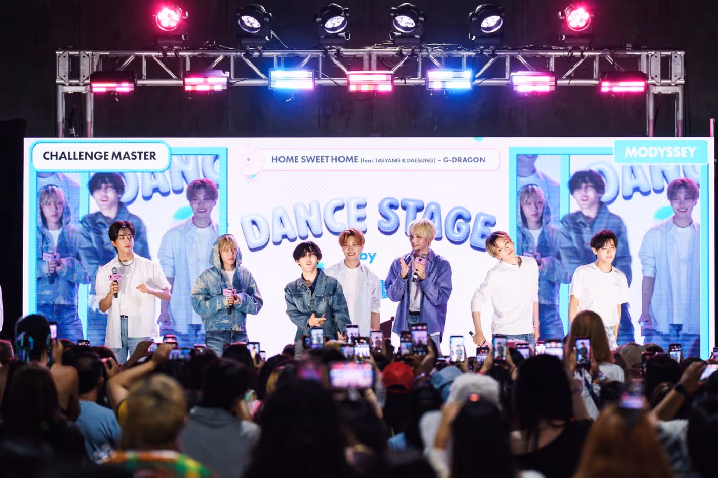 KCON LA 2026 Recap: All of the Best Performances, Booths, Activities, Events, and More! Image
