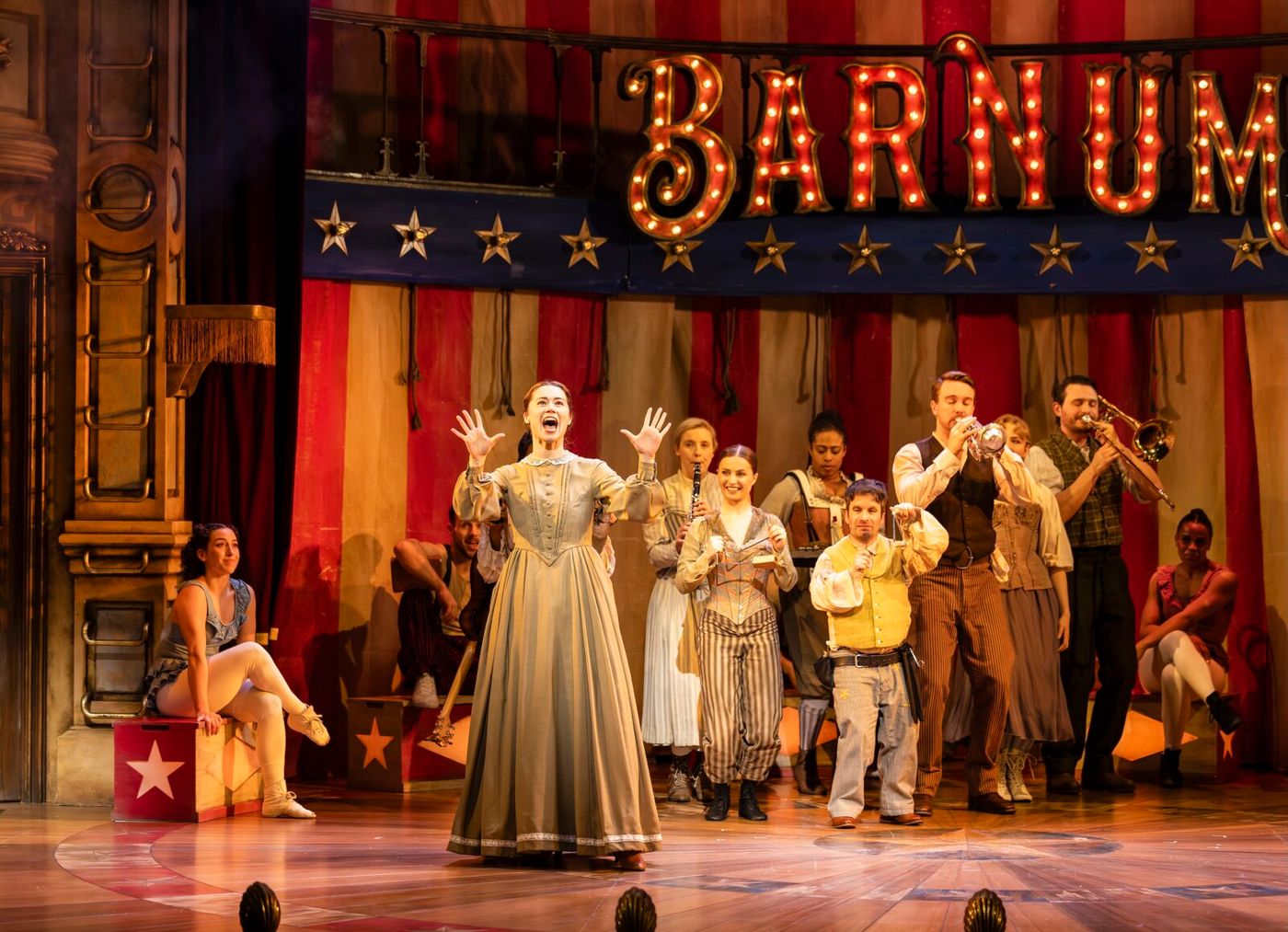 Photos: Matt Rawle and More in BARNUM UK Tour Image