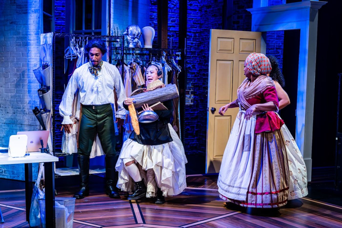 Review: SALLY & TOM at ZACH Image