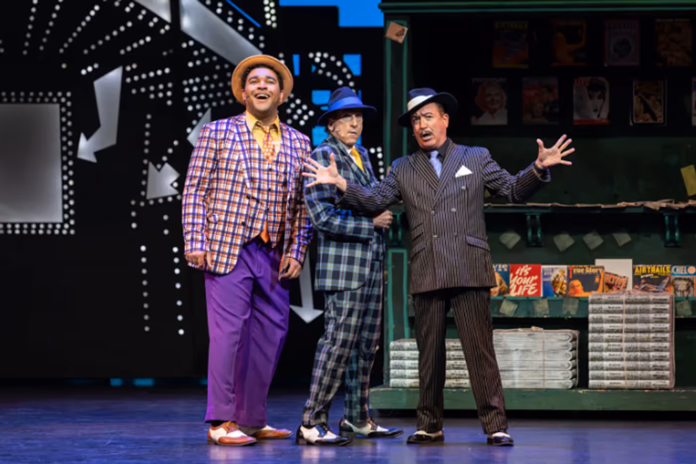 Review: GUYS AND DOLLS at Moonlight Stage Image
