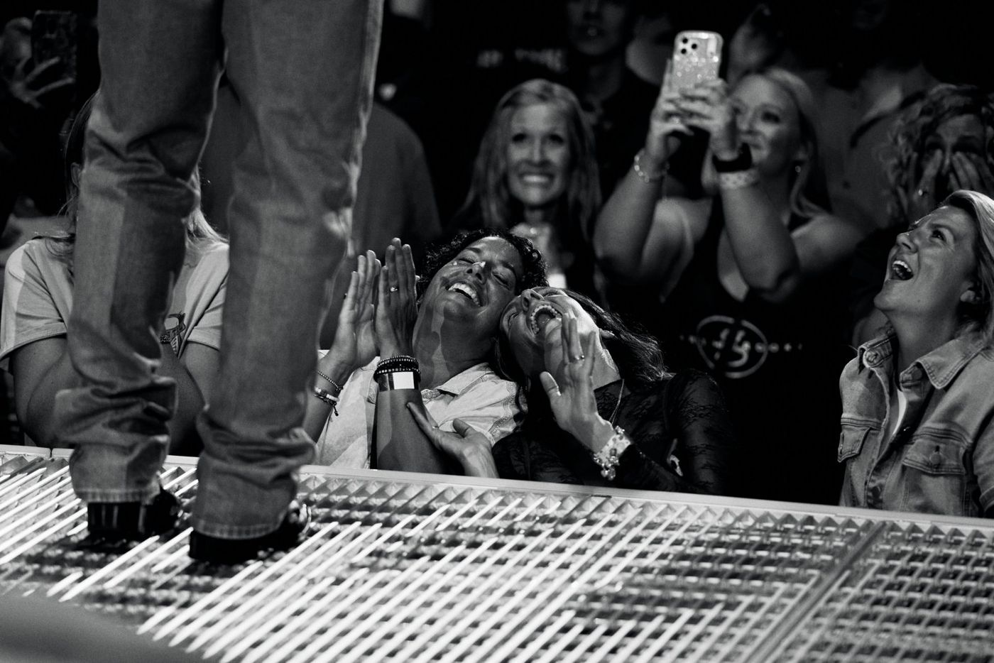 Photos: Garth Brooks Kicks Off BLAME IT ALL ON MY ROOTS Tour in Indianapolis Image