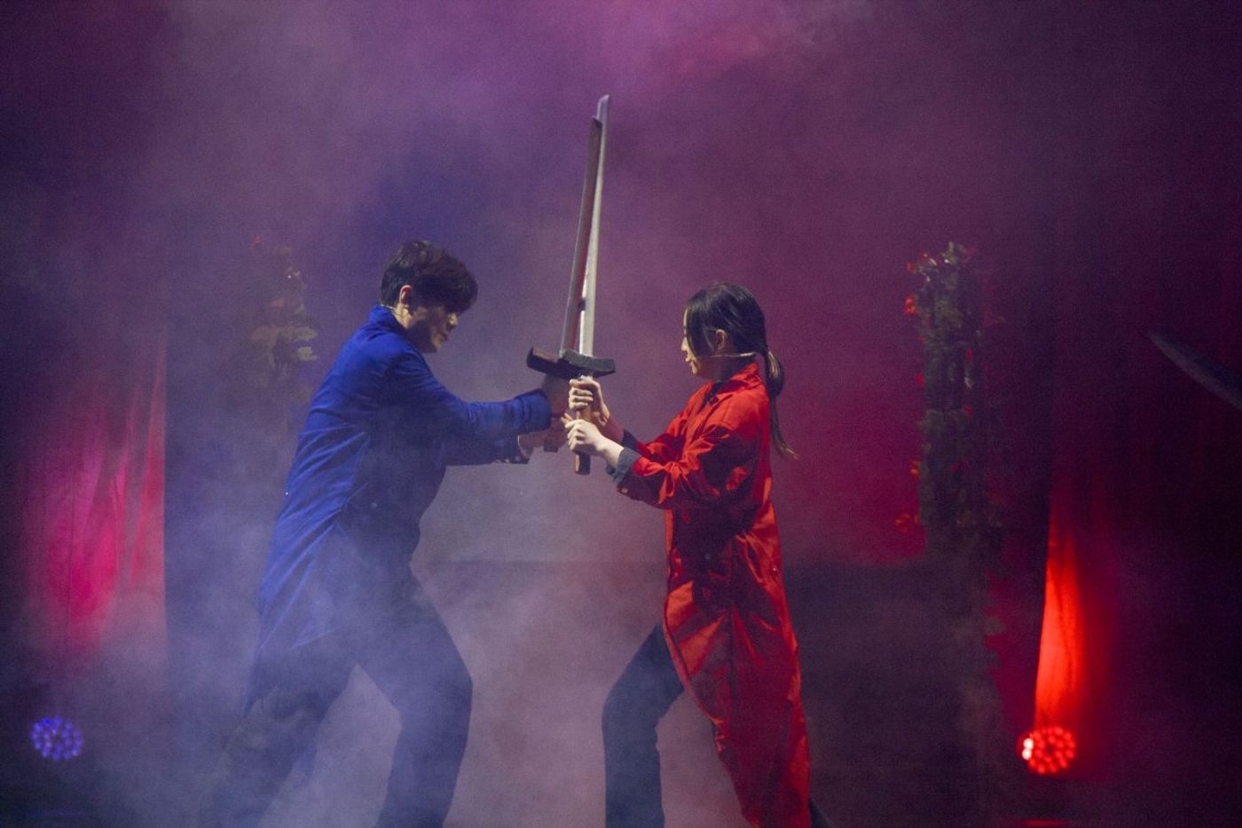 Review: The Meeting of Star-Crossed Genres in Manna Proxia’s ROMEO & JULIET Image