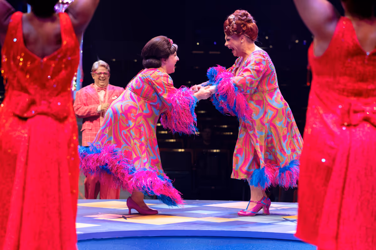 Ginger Minj, Kaitlyn Louise Smith at Photos: Ginger Minj Stars as Edna Turnblad in HAIRSPRAY at Broadway Sacramento