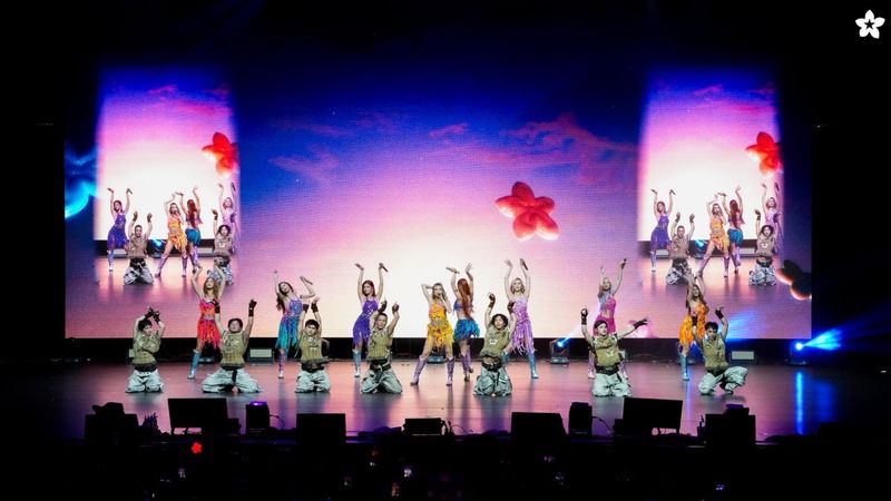 Review: BINI Continues to Evolve on the SIGNALS WORLD TOUR in Vancouver Image