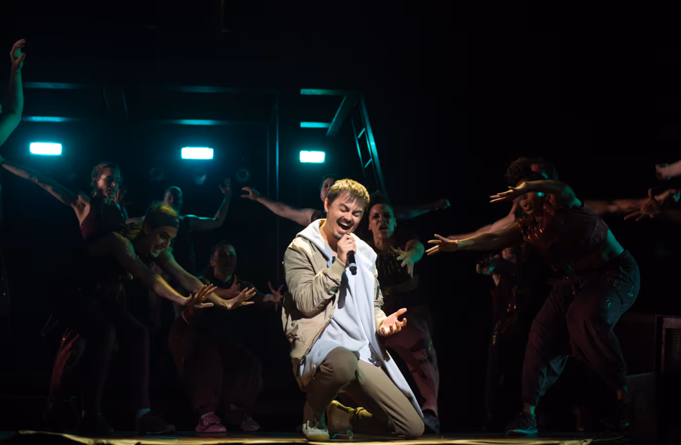 Review: The Rise and Fall of “Jesusmania” in JESUS CHRIST SUPERSTAR Image