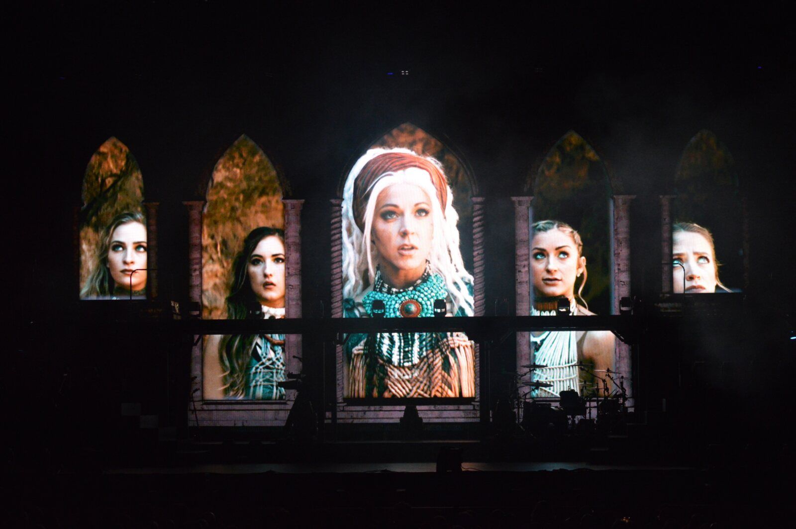 Photos: Lindsey Stirling’s Duality Tour Image