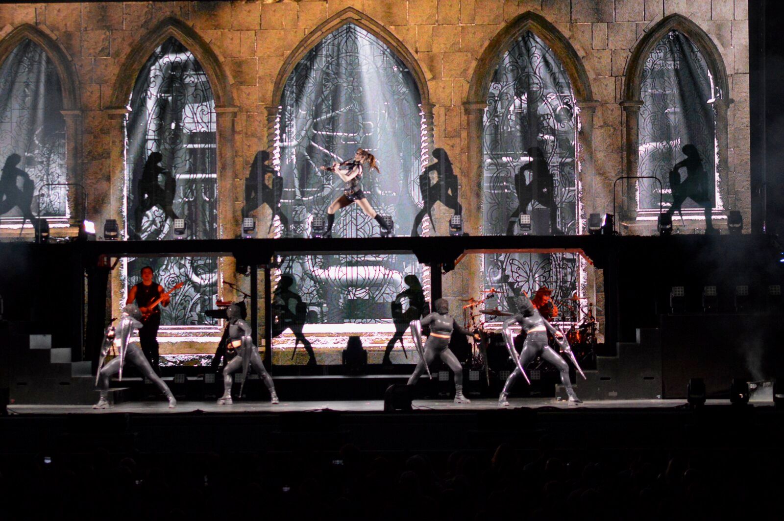 Photos: Lindsey Stirling’s Duality Tour Image